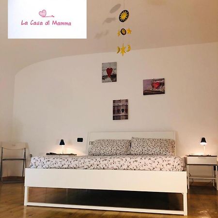Апартаменты La Casa Di Mamma Сиракузы Экстерьер фото